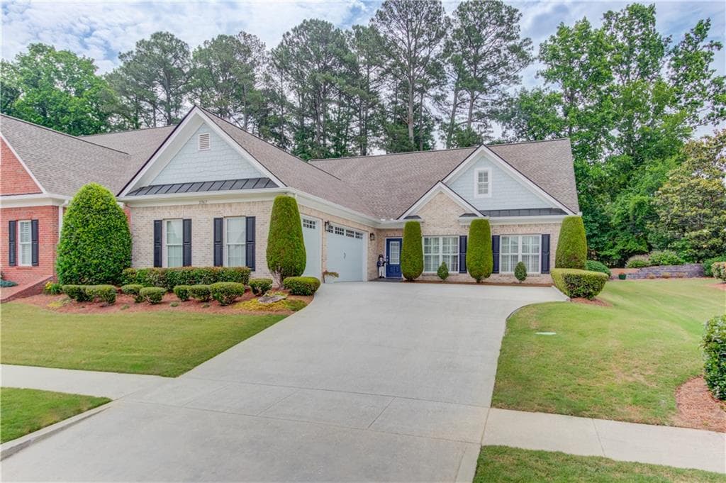 4 bedroom, 3 bathroom, 2,700 sq ft single family residence sold at 2767 Bearcreek Place, Buford, GA 30519