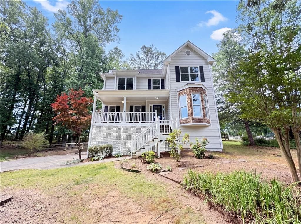 3 bedroom, 3 bathroom, 2,800 sq ft single family residence for sale at 1008 Smithwyck Drive, Canton, GA 30115