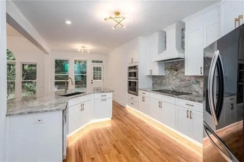 5 bedroom, 4 bathroom, 3,157 sq ft single family residence for sale at 210 Chatfield Place, Roswell, GA 30075 — photo 4