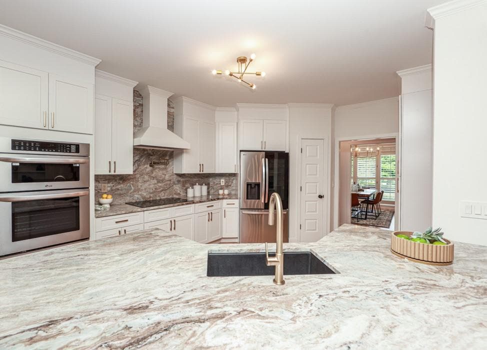 5 bedroom, 4 bathroom, 3,157 sq ft single family residence for sale at 210 Chatfield Place, Roswell, GA 30075 — photo 5