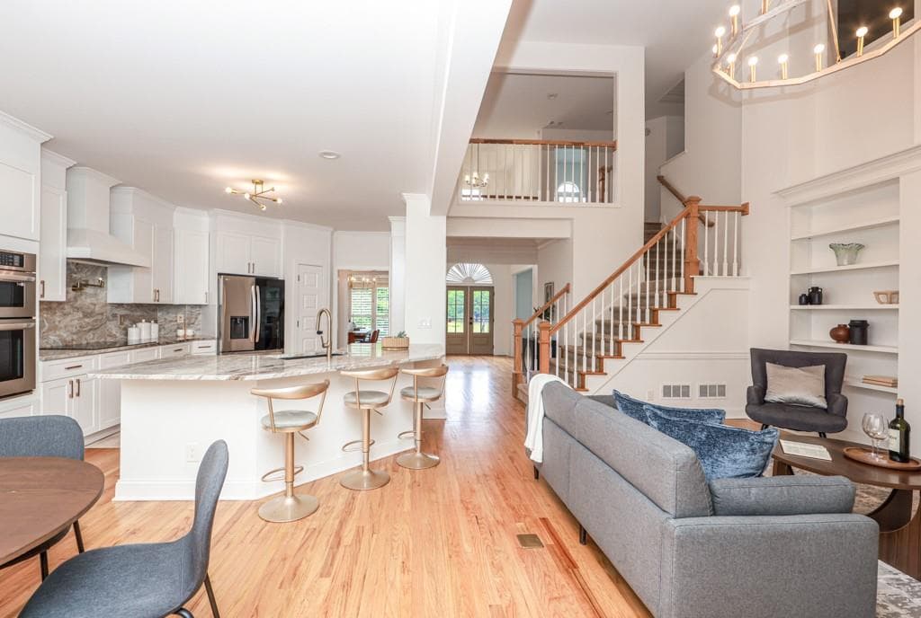 5 bedroom, 4 bathroom, 3,157 sq ft single family residence for sale at 210 Chatfield Place, Roswell, GA 30075 — photo 9