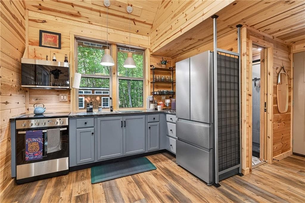 1 bedroom, 1 bathroom, 376 sq ft single family residence for sale at 93 Martin Crossing, Cherry Log, GA 30522 — photo 3