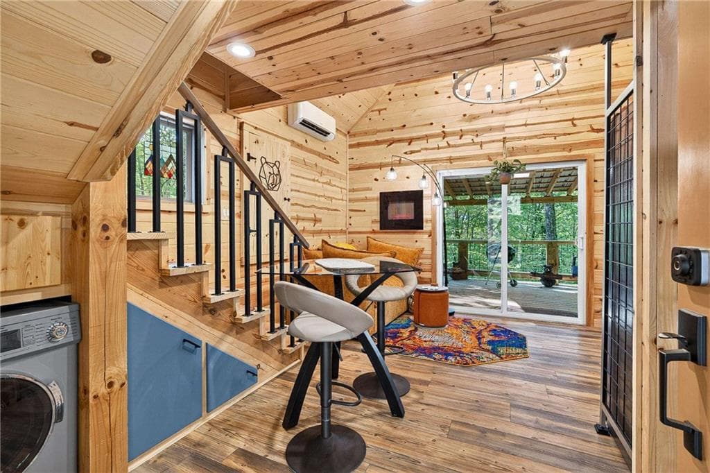 1 bedroom, 1 bathroom, 376 sq ft single family residence for sale at 93 Martin Crossing, Cherry Log, GA 30522 — photo 4