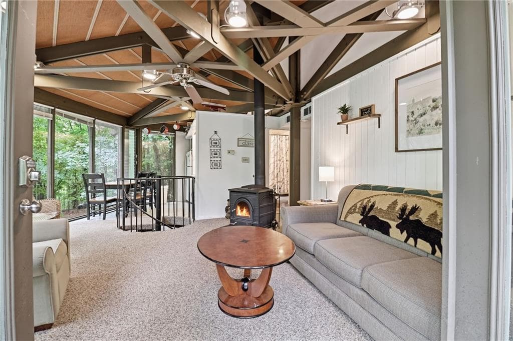 2 bedroom, 2 bathroom, 1,315 sq ft single family residence for sale at 161 Treetopper Circle, Big Canoe, GA 30143 — photo 4