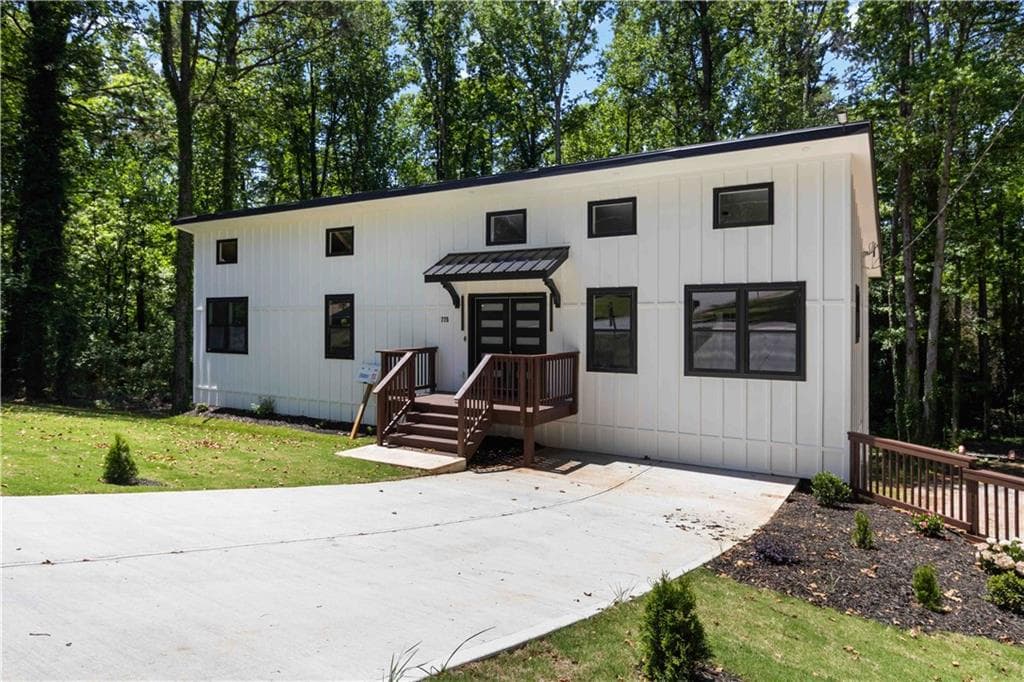 2 bedroom, 2 bathroom, 1,842 sq ft single family residence for sale at 775 Catherine Drive, Lawrenceville, GA 30044 — photo 3