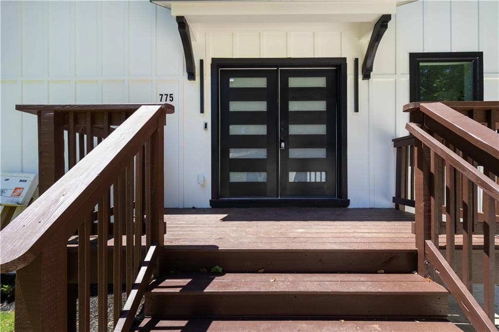 2 bedroom, 2 bathroom, 1,842 sq ft single family residence for sale at 775 Catherine Drive, Lawrenceville, GA 30044 — photo 4