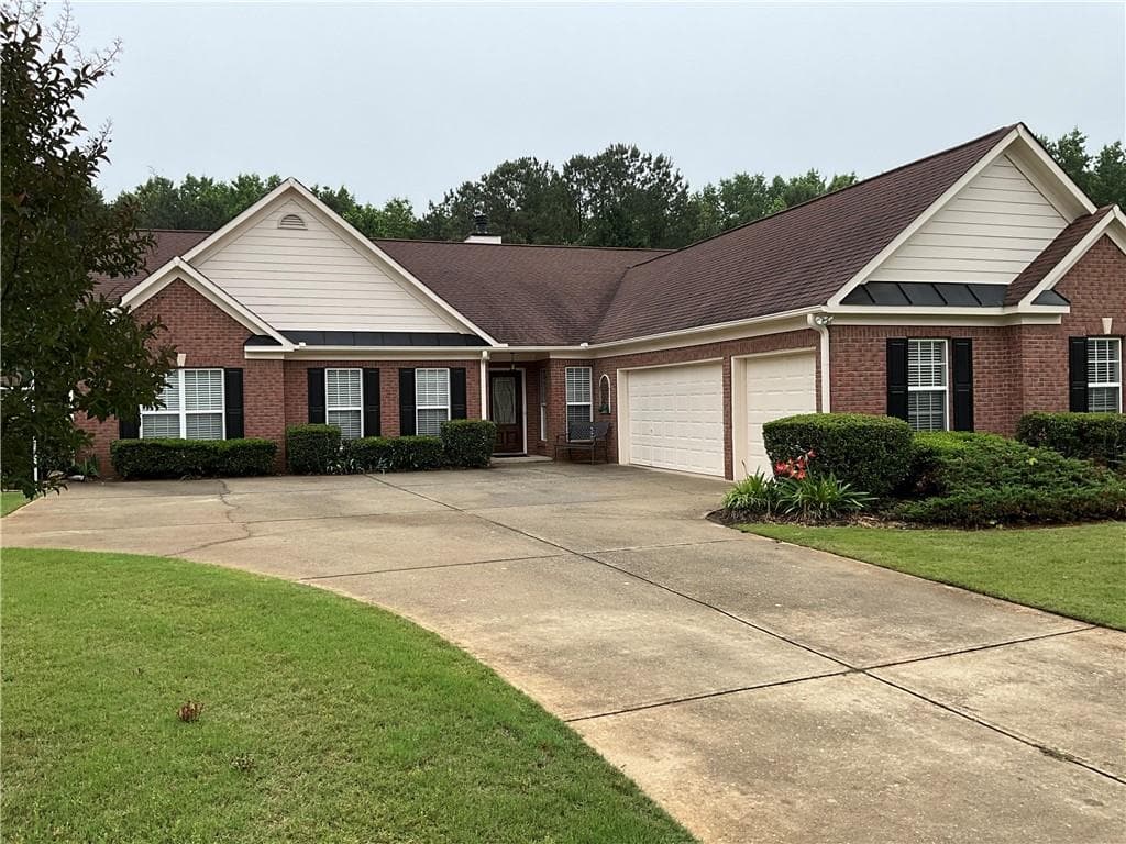 6237 Saddlehorse Drive, Flowery Branch, GA 30542 — most recent listing photo