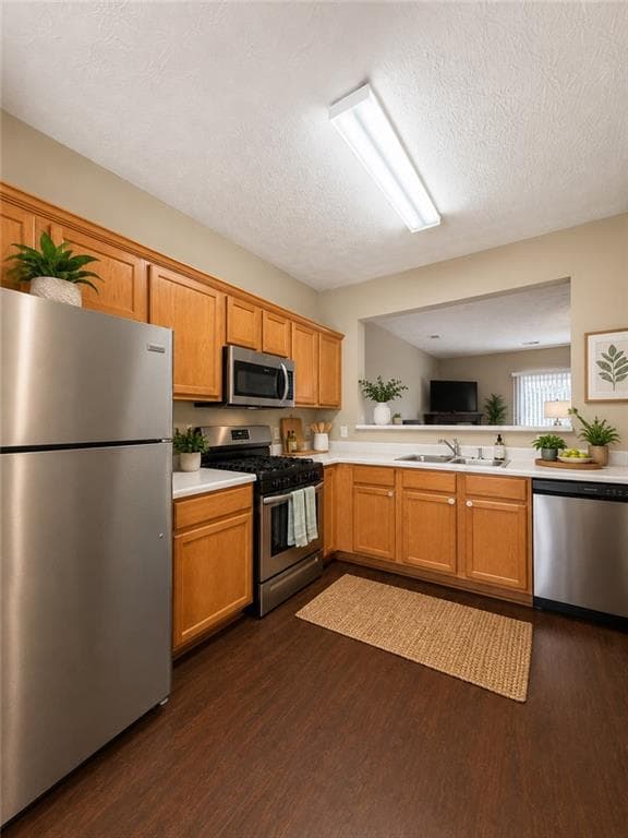 2 bedroom, 3 bathroom, 1,252 sq ft townhouse for sale at 3833 Austin Park Lane, Decatur, GA 30032 — photo 3