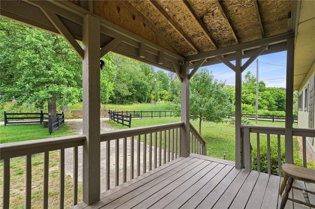 3 bedroom, 2 bathroom, 1,536 sq ft single family residence for sale at 7470 Hightower Circle, Cumming, GA 30028 — photo 10