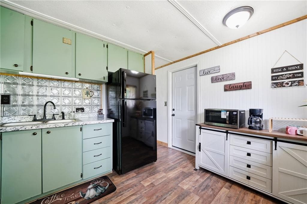 3 bedroom, 2 bathroom, 1,536 sq ft single family residence for sale at 7470 Hightower Circle, Cumming, GA 30028 — photo 5
