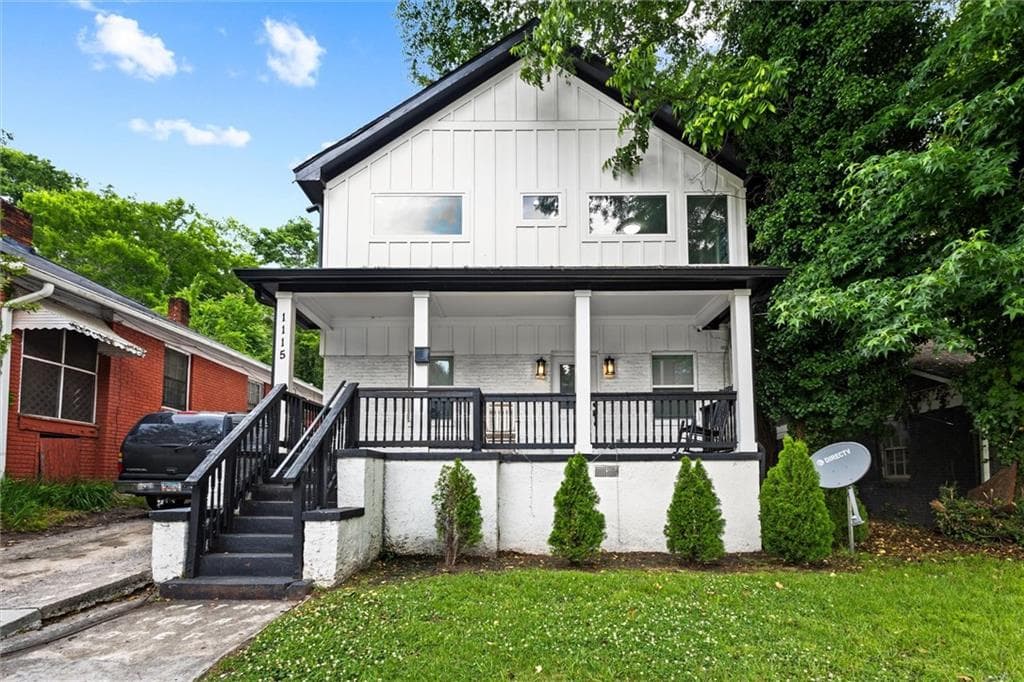 4 bedroom, 4 bathroom, 2,647 sq ft single family residence for sale at 1115 M L King Jr Drive, Atlanta, GA 30314 — photo 1 of 48