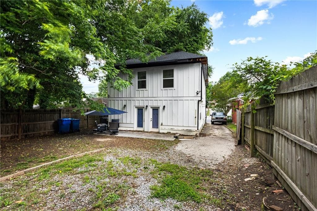 4 bedroom, 4 bathroom, 2,647 sq ft single family residence for sale at 1115 M L King Jr Drive, Atlanta, GA 30314 — photo 6