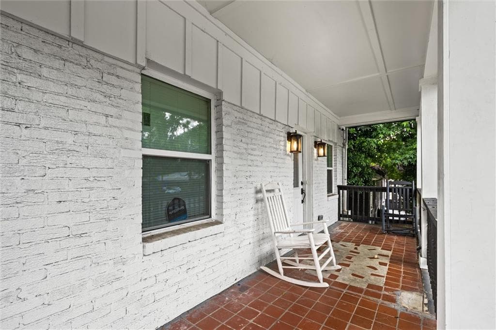 4 bedroom, 4 bathroom, 2,647 sq ft single family residence for sale at 1115 M L King Jr Drive, Atlanta, GA 30314 — photo 8