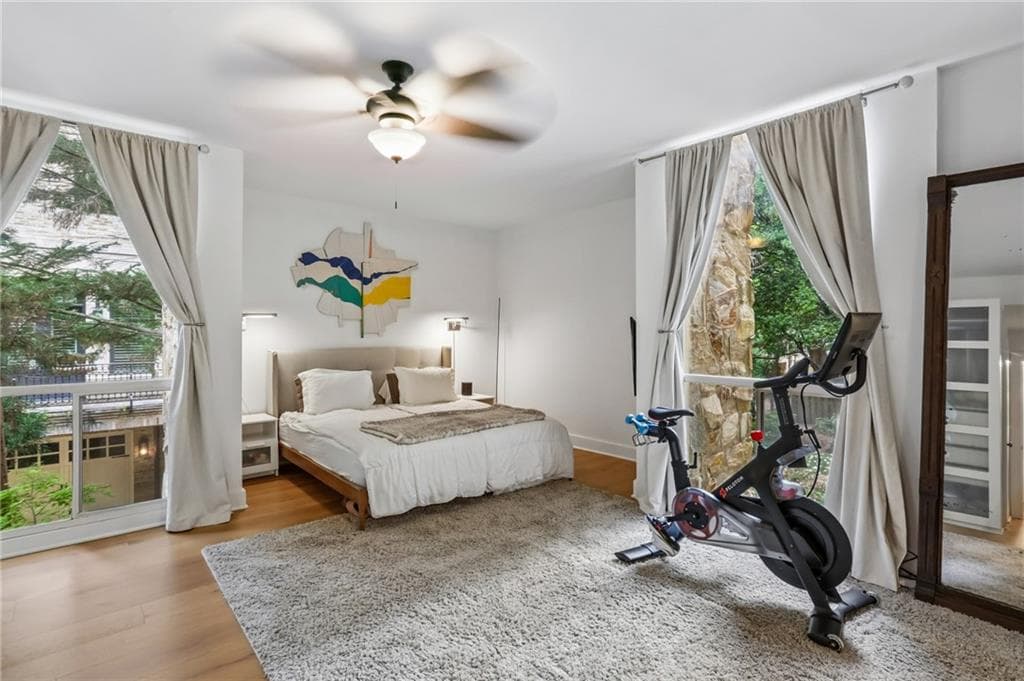 2 bedroom, 2 bathroom, 1,580 sq ft condominium for sale at 2632 Peachtree Road 302B, Atlanta, GA 30305 — photo 9