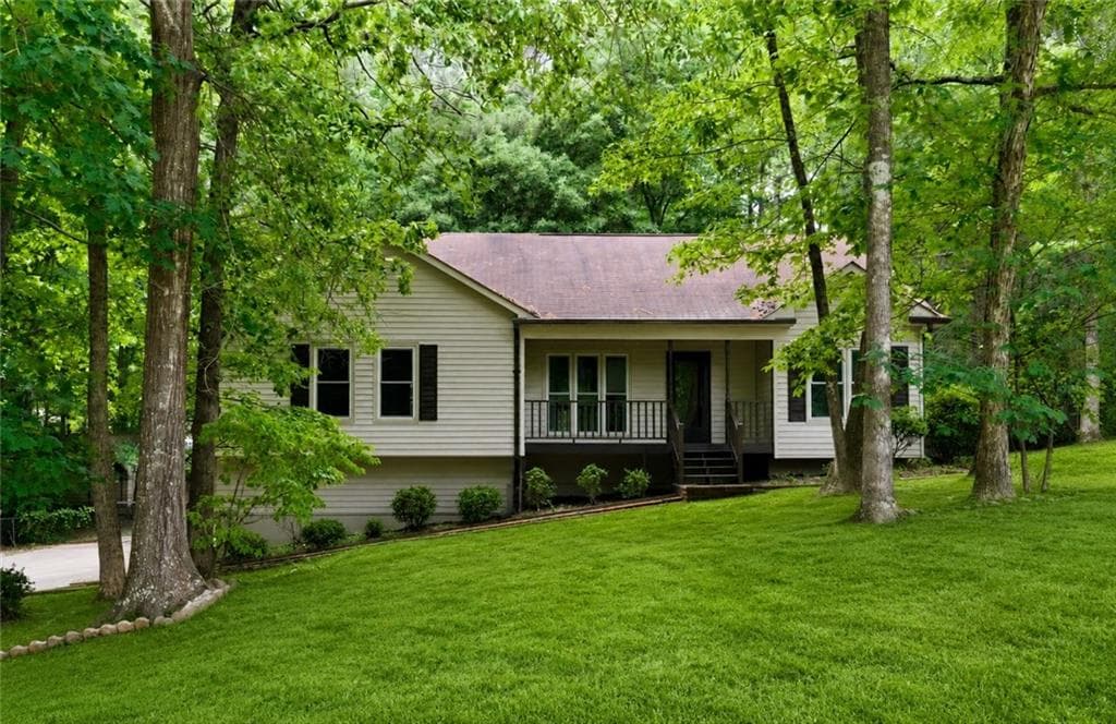 195 Lakeside Drive, Covington, GA 30016 — most recent listing photo