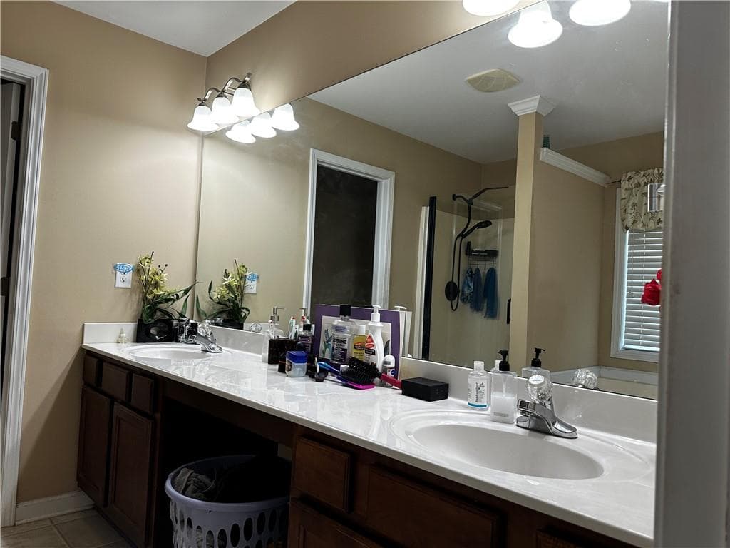 4 bedroom, 3 bathroom, 2,507 sq ft single family residence under contract at 1157 Balvaird Drive, Lawrenceville, GA 30045 — photo 8