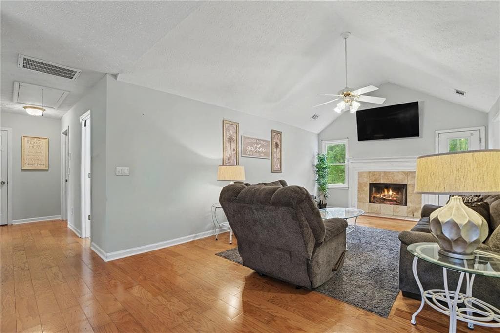 5 bedroom, 3 bathroom, 2,240 sq ft single family residence for sale at 5643 Pipsissewa Drive, Flowery Branch, GA 30542 — photo 5