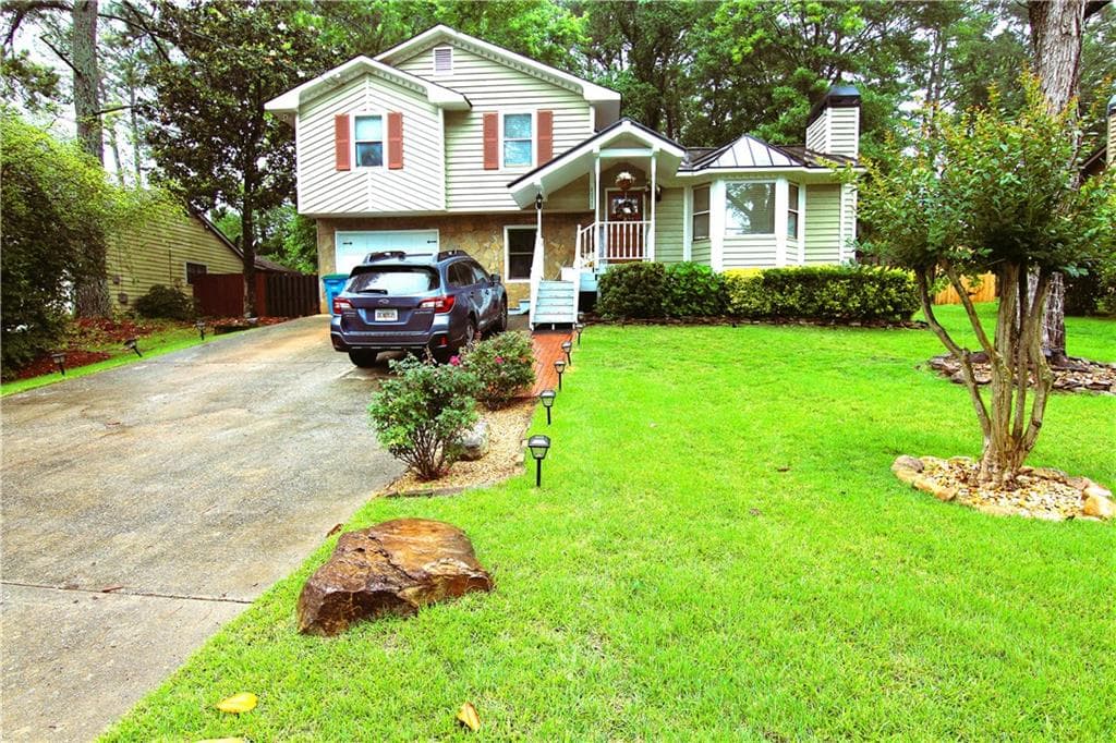 4025 Cranston Court, Duluth, GA 30096 — most recent listing photo