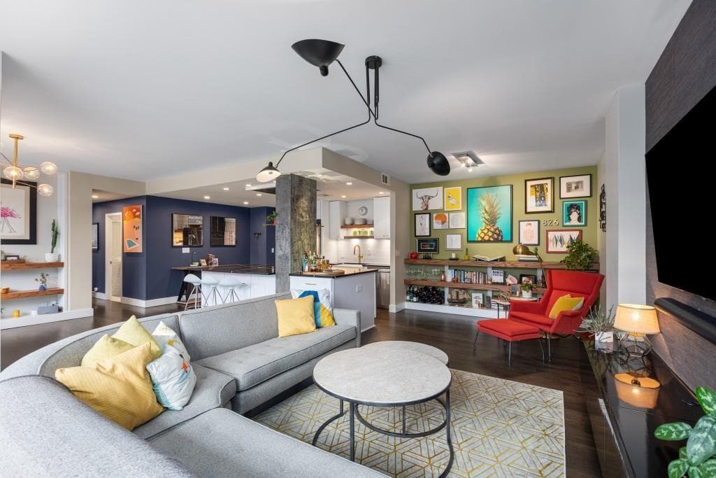2 bedroom, 2 bathroom, 1,460 sq ft condominium for sale at 145 15th Street 826, Atlanta, GA 30309 — photo 2