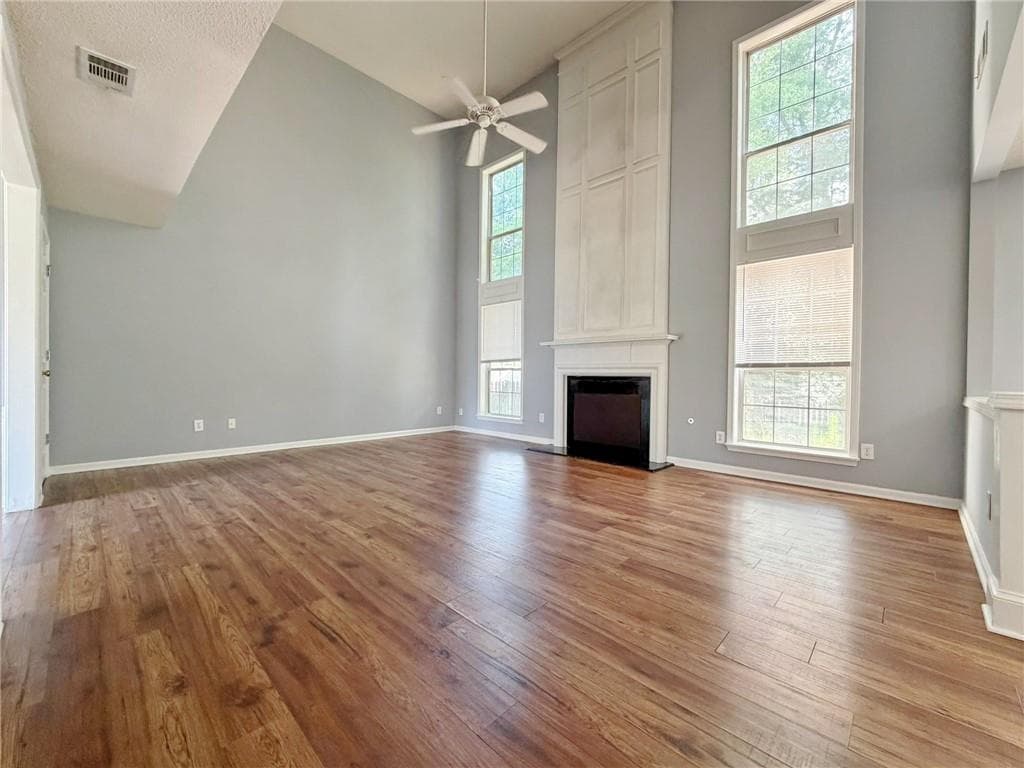 3 bedroom, 3 bathroom single family residence for rent at 11545 Carriage Park Lane, Johns Creek, GA 30097 for $2,800 a month — photo 3