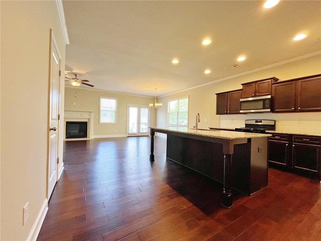 3 bedroom, 3 bathroom townhouse for rent at 330 Holdings Drive, Lawrenceville, GA 30044 for $2,200 a month — photo 4