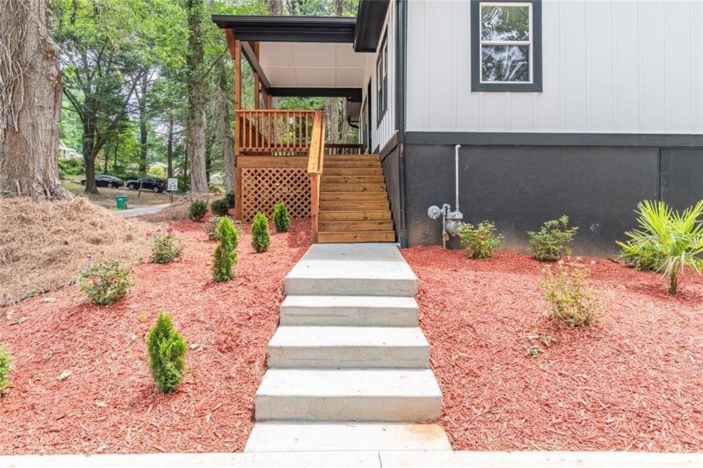 3 bedroom, 2 bathroom, 1,090 sq ft single family residence for sale at 1881 Sylvia Street, Austell, GA 30106 — photo 5