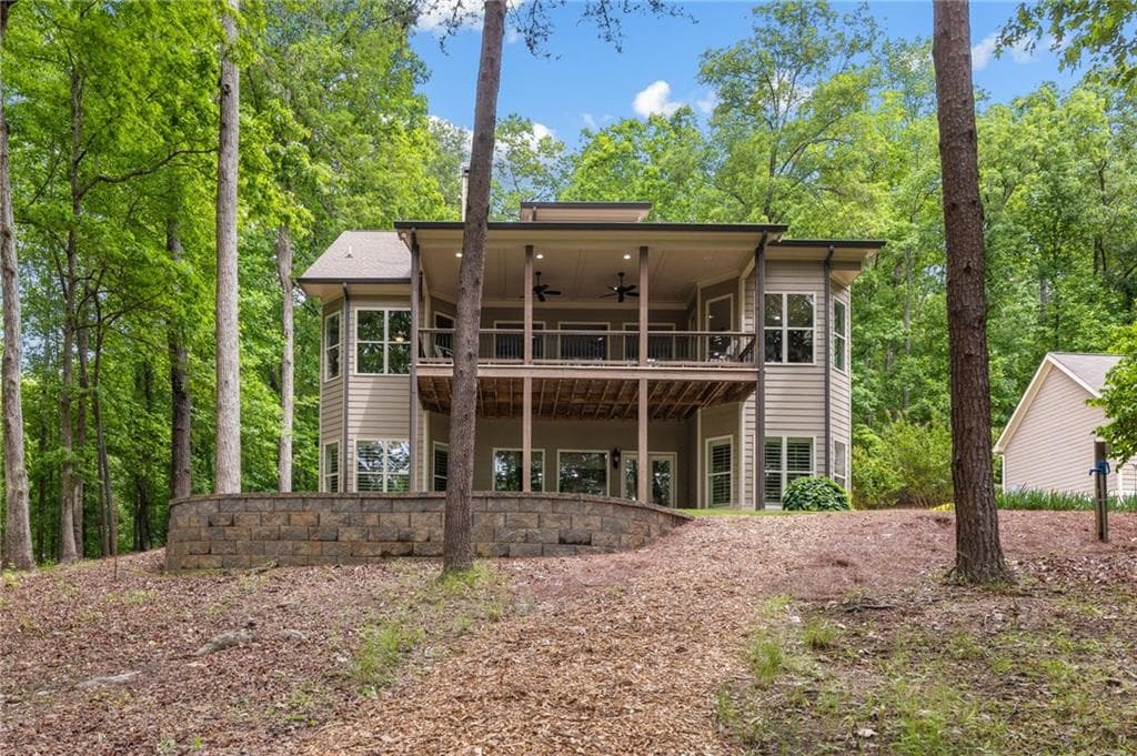 4 bedroom, 4 bathroom, 3,992 sq ft single family residence under contract at 6485 Julian Road, Gainesville, GA 30506 — photo 4