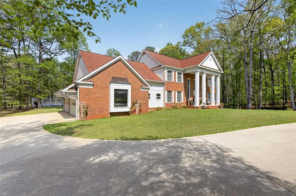 4 bedroom, 5 bathroom, 4,401 sq ft single family residence for sale at 3035 Mt. Zion Road, Oxford, GA 30054 — photo 3