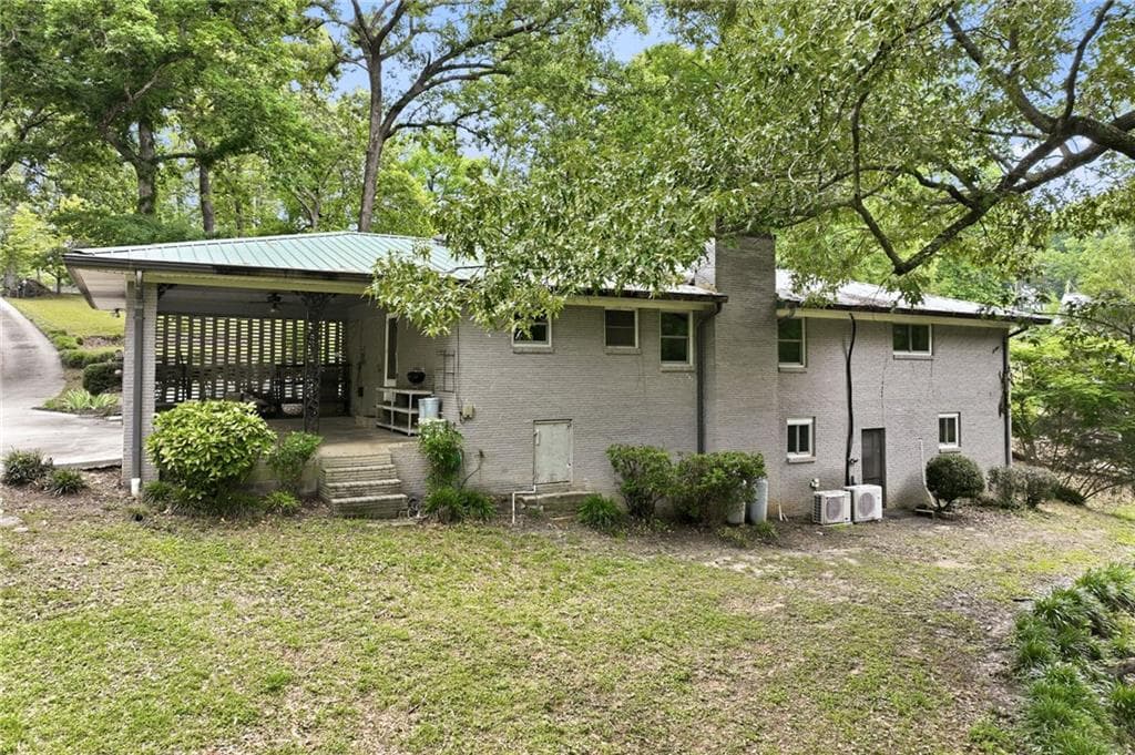 4 bedroom, 4 bathroom, 2,556 sq ft single family residence for sale at 3334 Little Circle, Gainesville, GA 30506 — photo 6