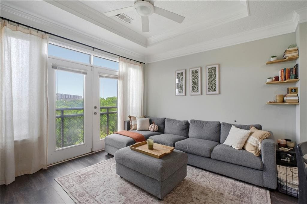 2 bedroom, 2 bathroom, 1,155 sq ft condominium for sale at 400 17th Street 2407, Atlanta, GA 30363 — photo 4