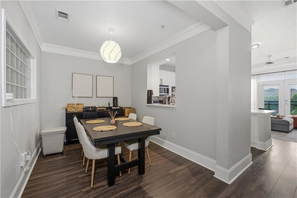 2 bedroom, 2 bathroom, 1,155 sq ft condominium for sale at 400 17th Street 2407, Atlanta, GA 30363 — photo 9