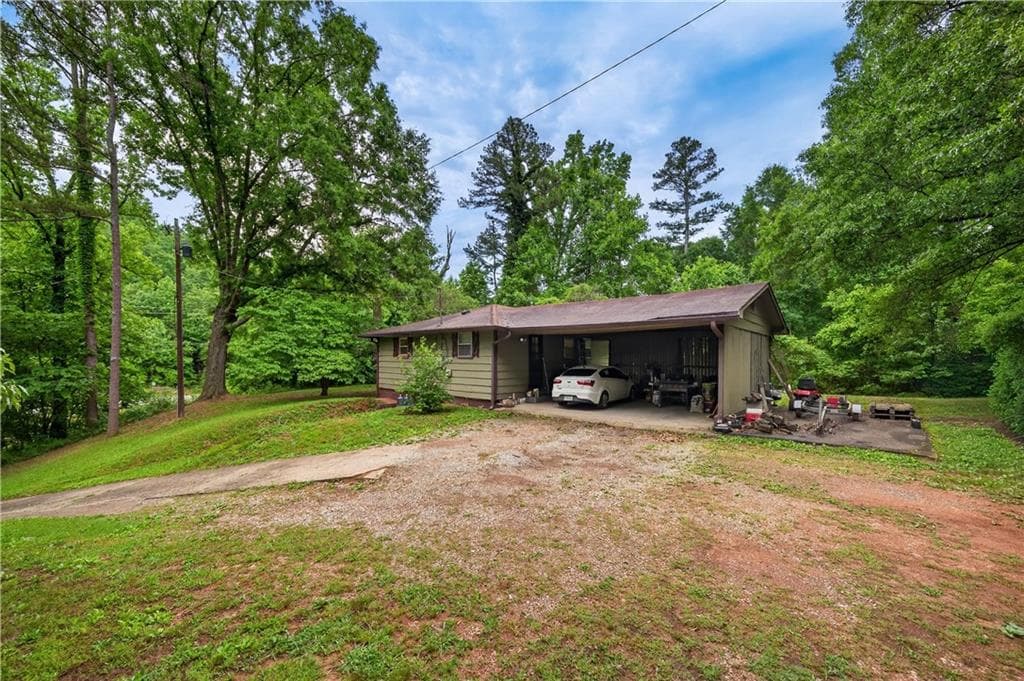 2 bedroom, 1 bathroom, 1,196 sq ft single family residence for sale at 4399 Highway 411, Rydal, GA 30171 — photo 2