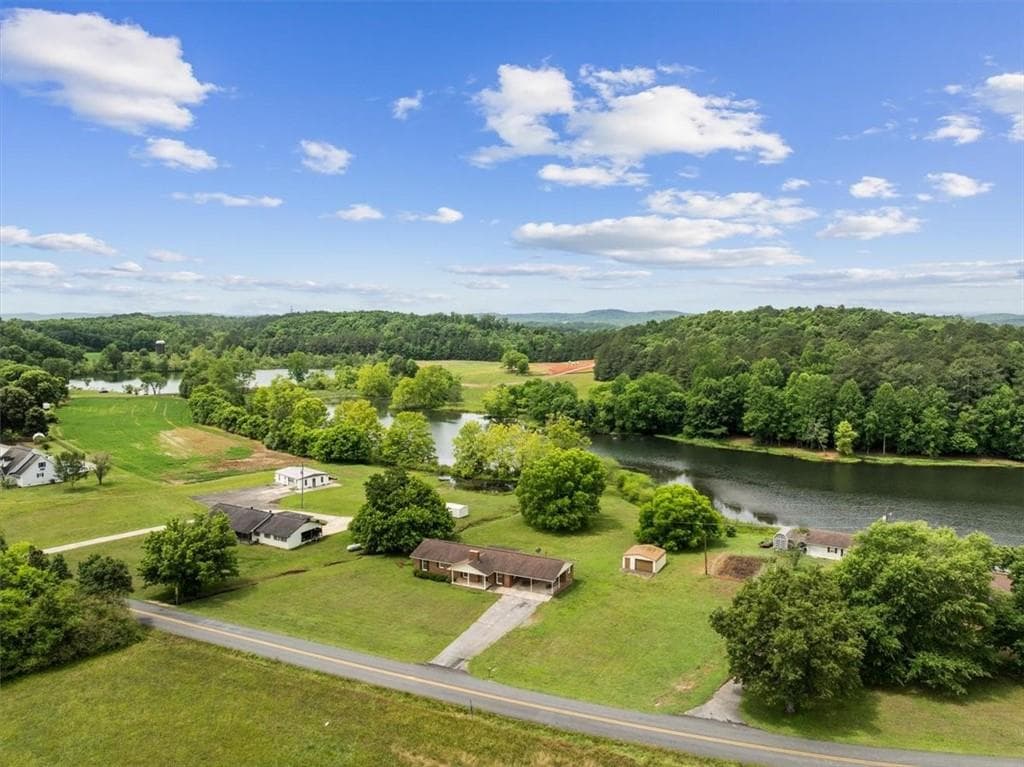 4 bedroom, 2 bathroom, 1,859 sq ft single family residence for sale at 687 Johnson Lake Road, Adairsville, GA 30103