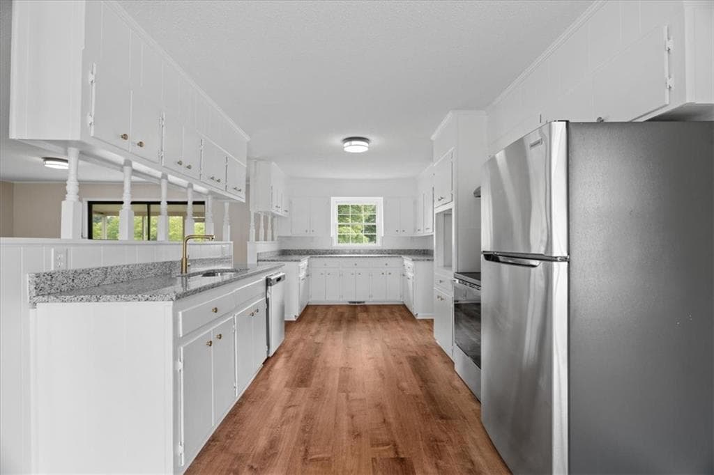 4 bedroom, 2 bathroom, 1,859 sq ft single family residence for sale at 687 Johnson Lake Road, Adairsville, GA 30103 — photo 8