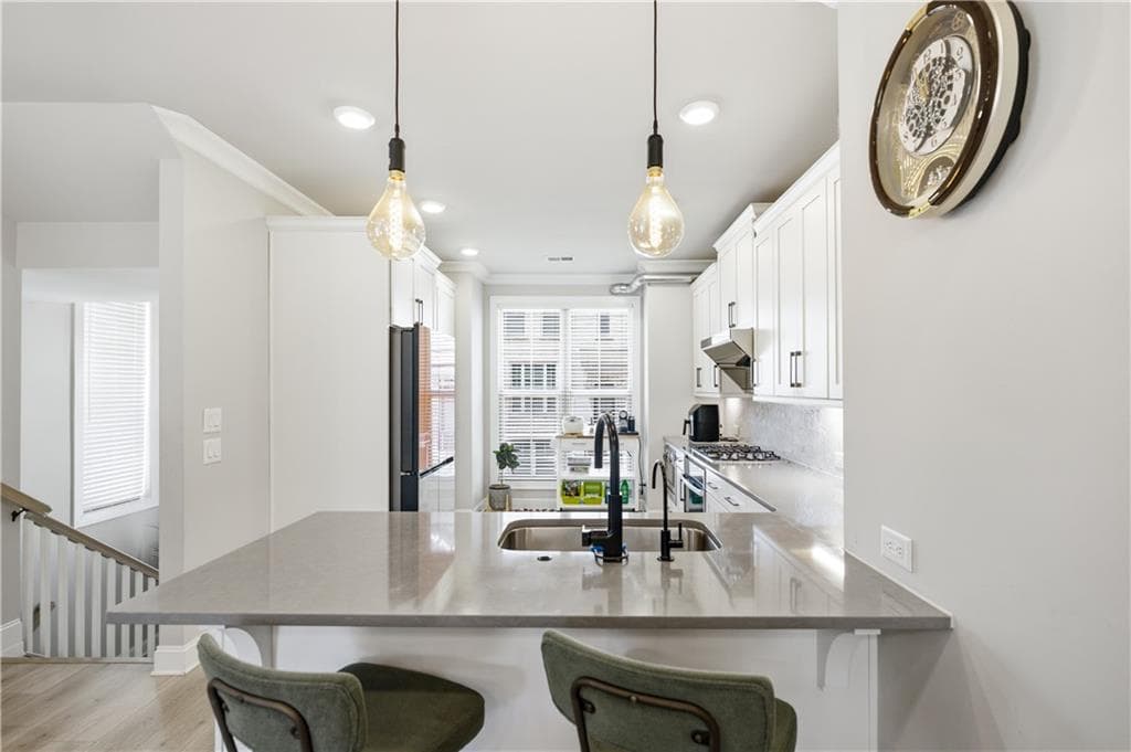 3 bedroom, 4 bathroom, 2,113 sq ft townhouse for sale at 324 Marlowe Alley 119, Johns Creek, GA 30024 — photo 8