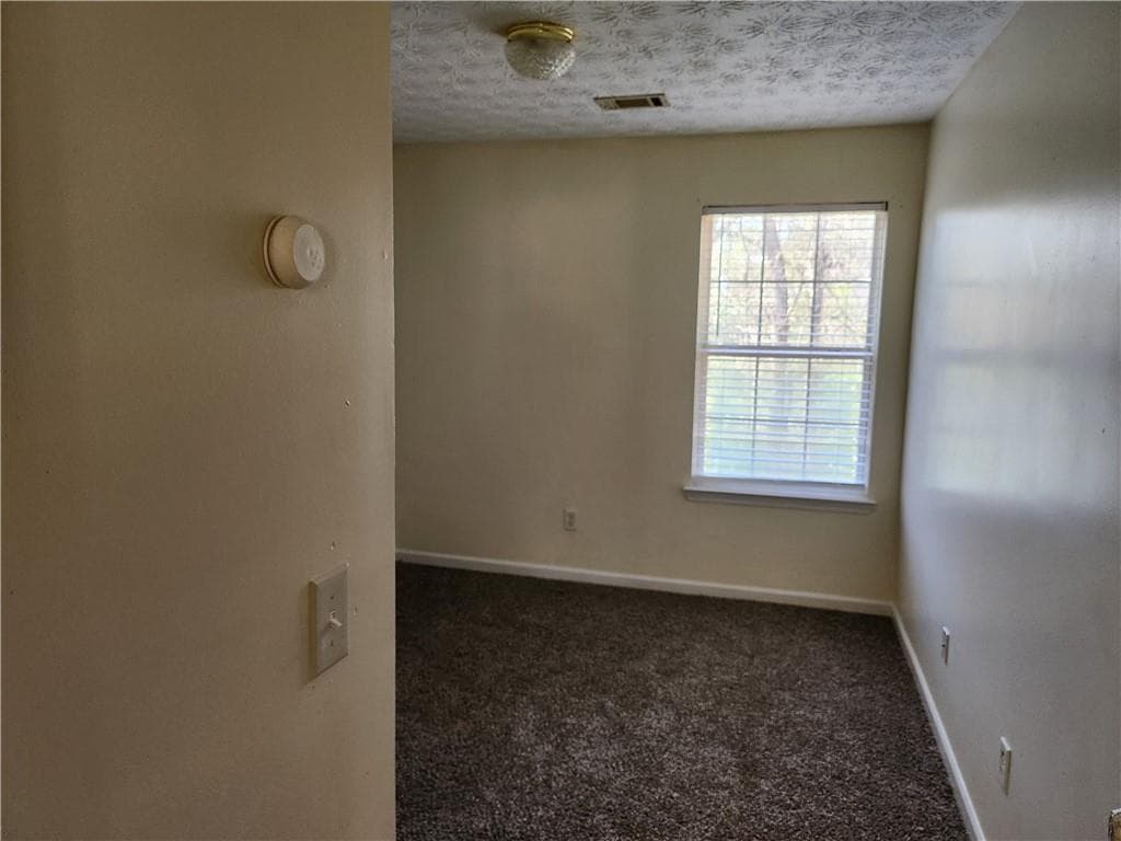 3 bedroom, 3 bathroom, 1,206 sq ft townhouse for sale at 2935 Fields Drive, Lithonia, GA 30038 — photo 9