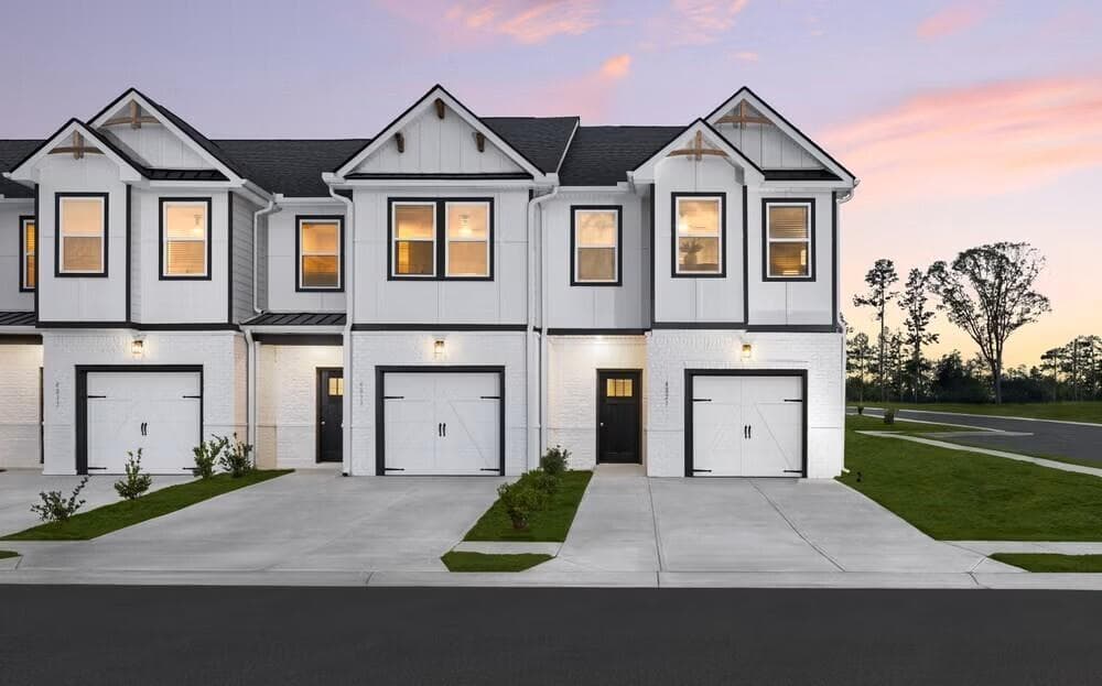 3 bedroom, 3 bathroom, 1,598 sq ft townhouse sold at 5280 Magnolia Grove Way, Gainesville, GA 30504