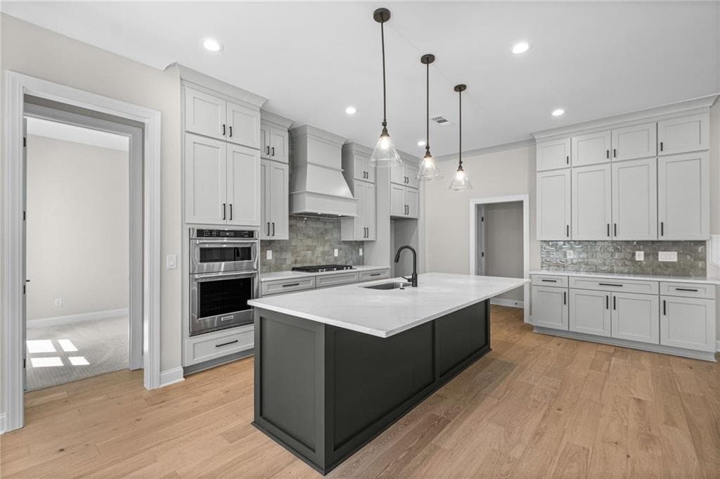 5 bedroom, 5 bathroom, 3,952 sq ft single family residence under contract at 844 Lakemont Drive, Canton, GA 30114 — photo 8