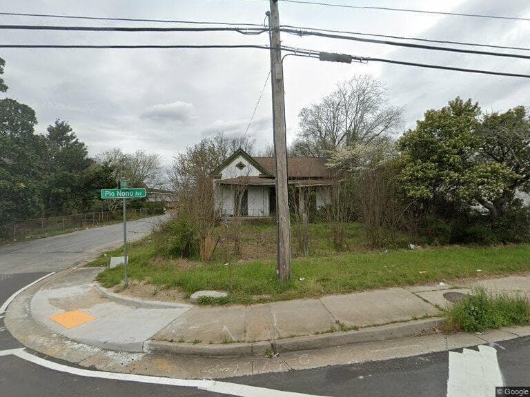 3 bedroom, 2 bathroom, 1,281 sq ft single family residence sold at 1883 Pio Nono Avenue, Macon, GA 31204