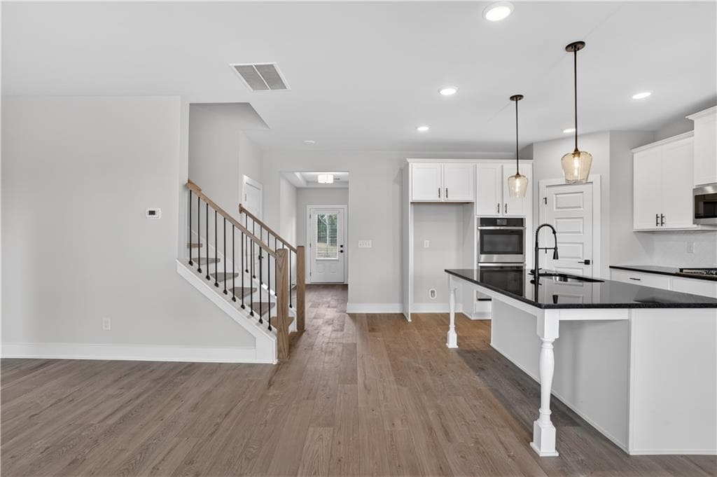 5 bedroom, 3 bathroom, 2,676 sq ft single family residence for sale at 407 Bass Circle LOT 36, Villa Rica, GA 30180 — photo 8