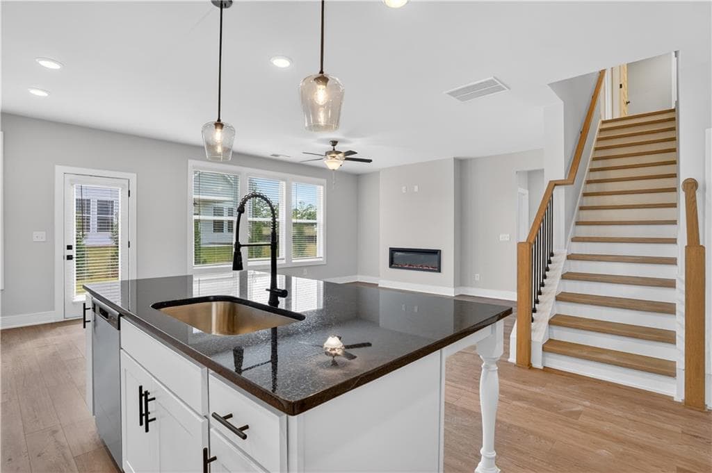 5 bedroom, 3 bathroom, 2,676 sq ft single family residence for sale at 407 Bass Circle LOT 36, Villa Rica, GA 30180 — photo 10