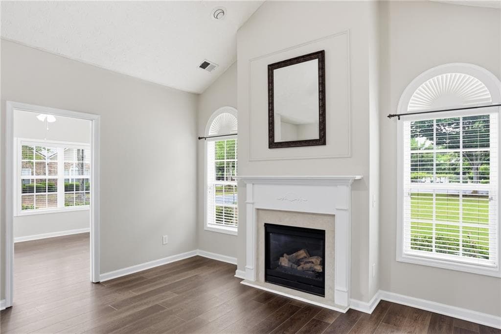 2 bedroom, 2 bathroom, 1,332 sq ft condominium under contract at 3703 Villa Springs Circle, Powder Springs, GA 30127 — photo 5