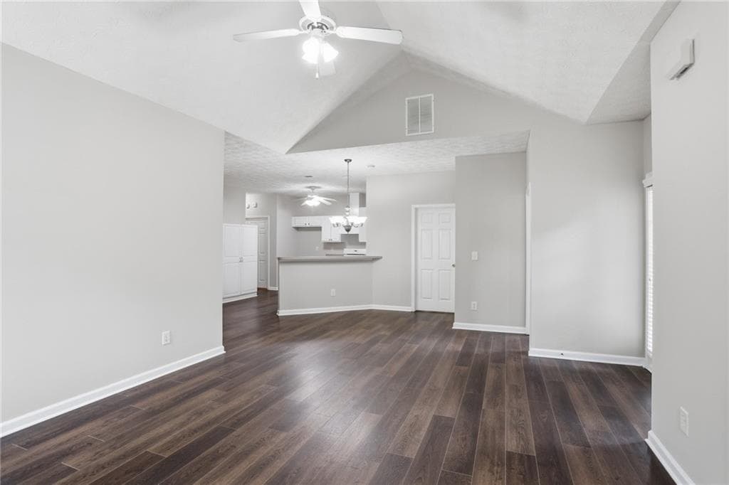 2 bedroom, 2 bathroom, 1,332 sq ft condominium under contract at 3703 Villa Springs Circle, Powder Springs, GA 30127 — photo 9