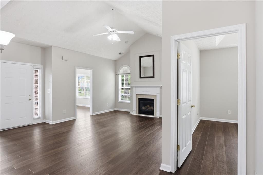 2 bedroom, 2 bathroom, 1,332 sq ft condominium under contract at 3703 Villa Springs Circle, Powder Springs, GA 30127 — photo 7