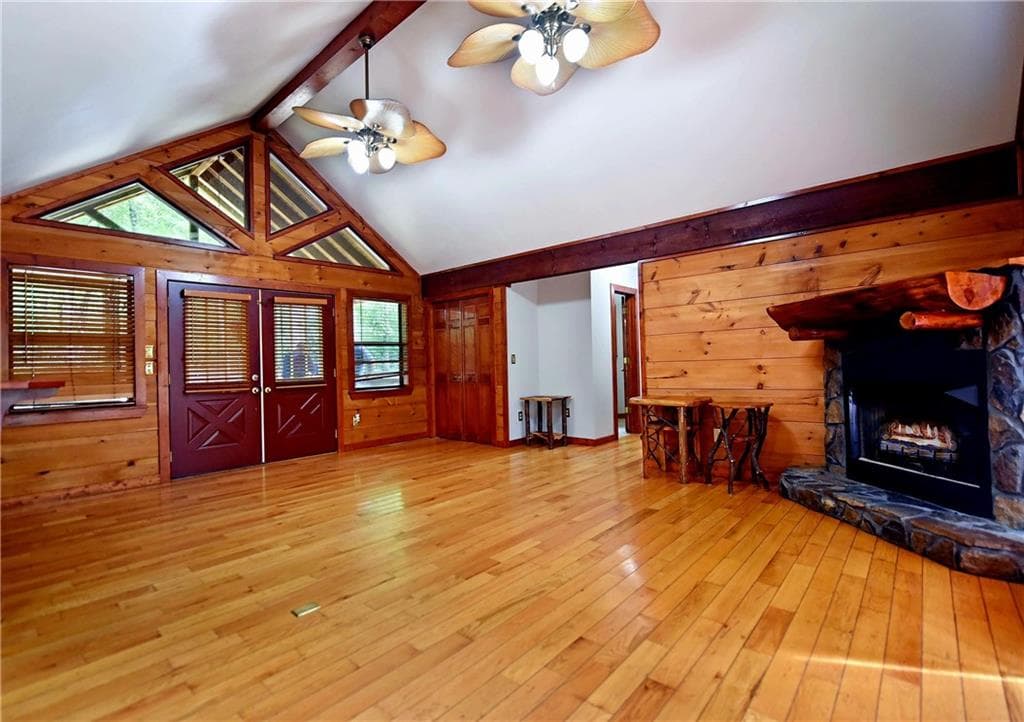 3 bedroom, 2 bathroom, 1,476 sq ft single family residence for sale at 3857 Gumlog Road, Young Harris, GA 30582 — photo 5