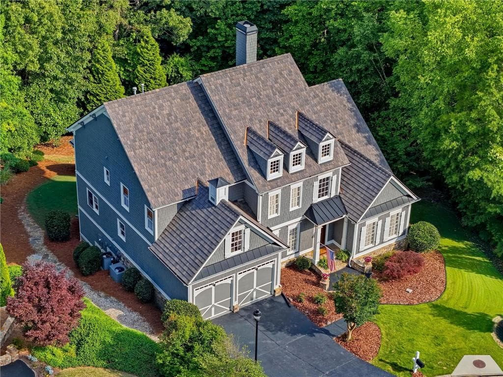 4 bedroom, 5 bathroom, 4,399 sq ft single family residence for sale at 26 Sourwood Circle, Dawsonville, GA 30534 — photo 4