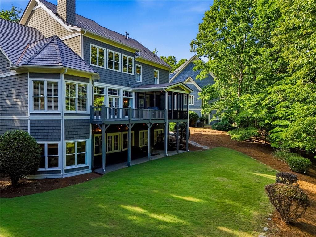 4 bedroom, 5 bathroom, 4,399 sq ft single family residence for sale at 26 Sourwood Circle, Dawsonville, GA 30534 — photo 5