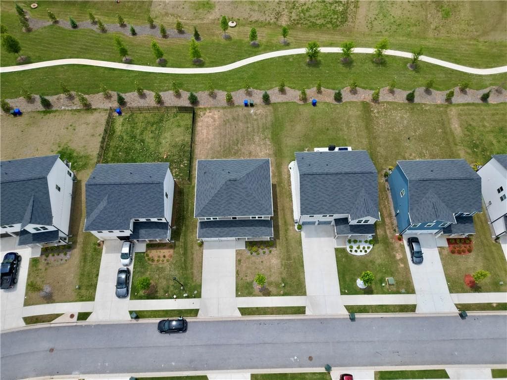4 bedroom, 3 bathroom, 2,192 sq ft single family residence for sale at 2197 Boxwood Circle, Conyers, GA 30094 — photo 6