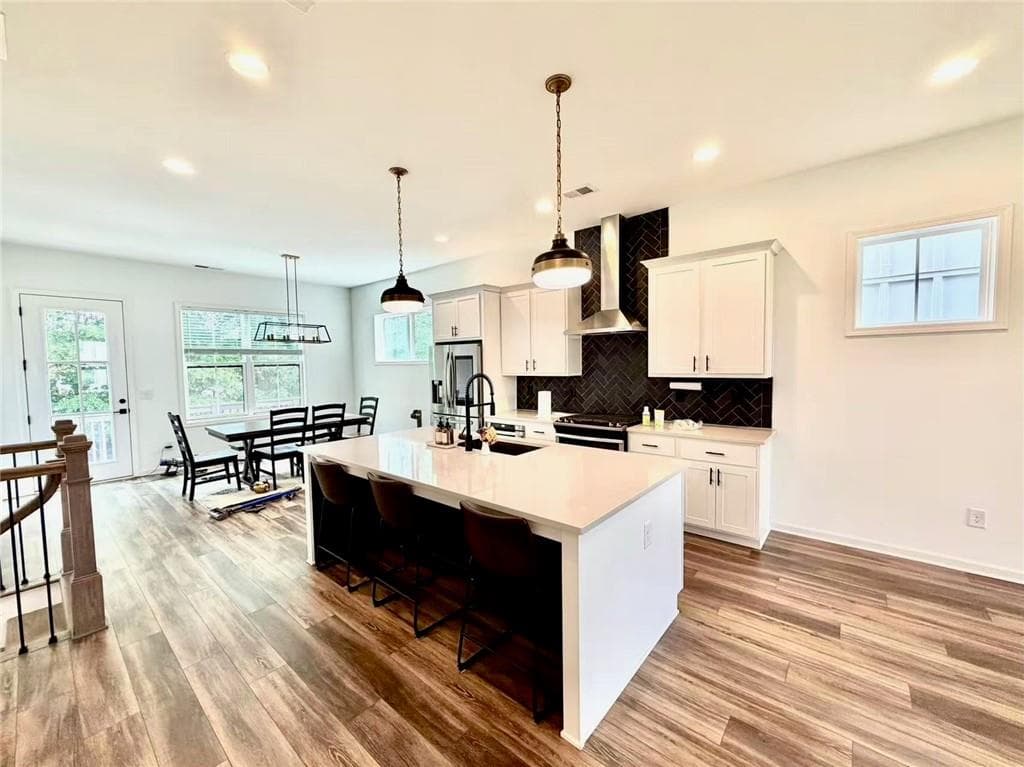 3 bedroom, 4 bathroom, 1,970 sq ft single family residence under contract at 4399 Gillon Circle, Atlanta, GA 30339 — photo 7