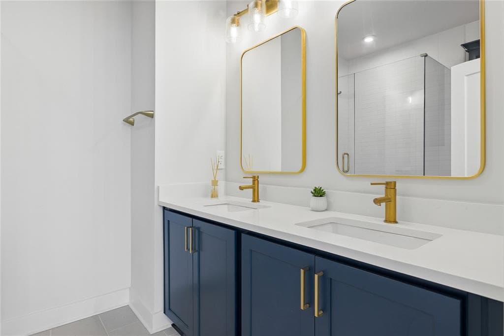2 bedroom, 3 bathroom, 1,680 sq ft townhouse for sale at 988 Viney Way, Atlanta, GA 30318 — photo 9